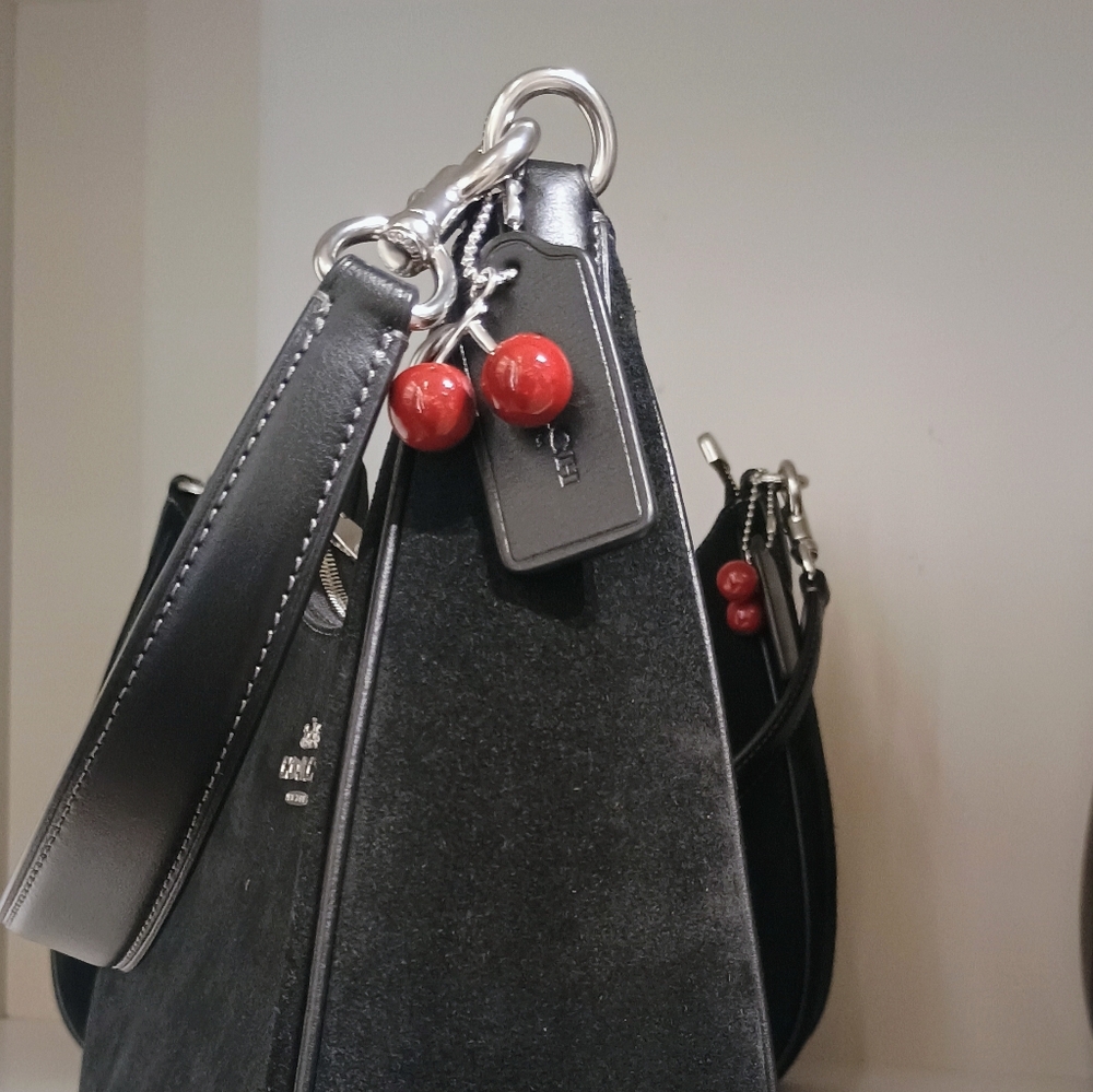 New! ☪️Coach Black Suede Teri Hobo Shoulder Bag With Red Cherry 🍒 Charm - Picture 12 of 12